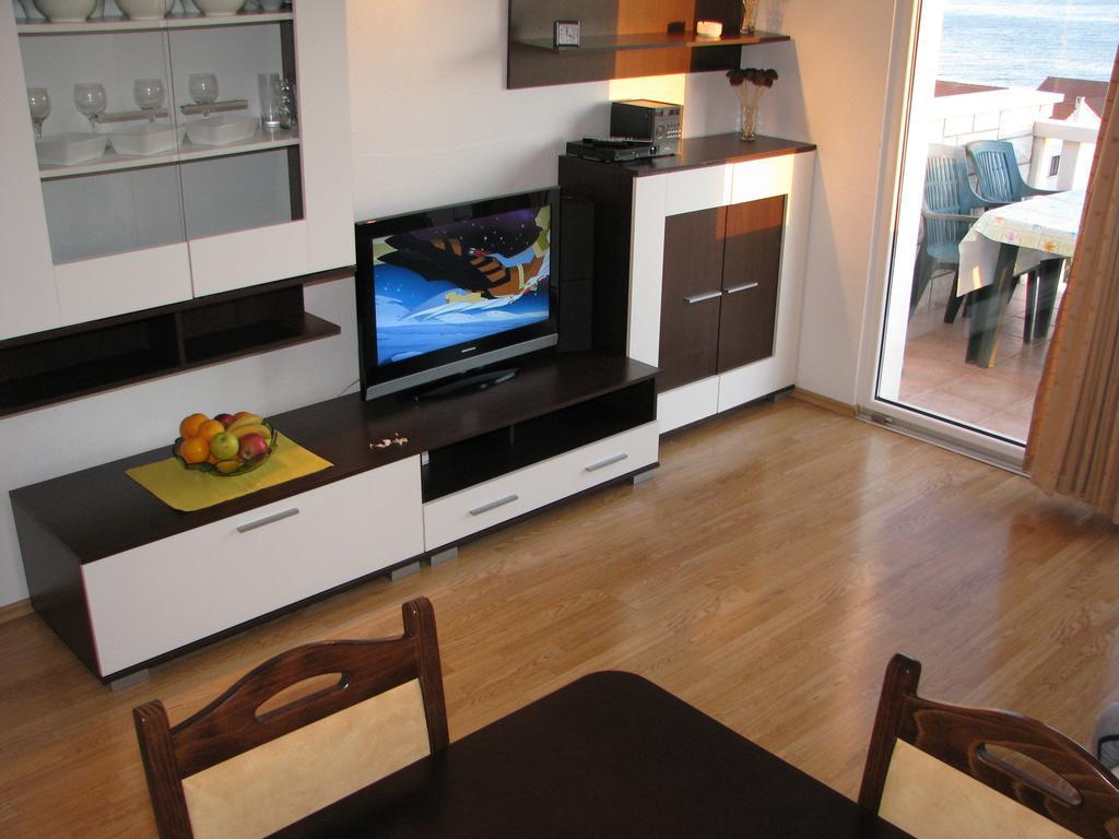 Apartments & Rooms Pierino Bol Exterior photo